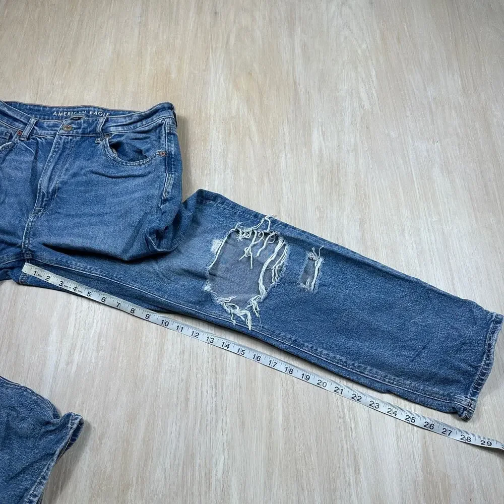 American Eagle Distressed Mom Jean Strigid High Rise Straight Casual Jeans 12